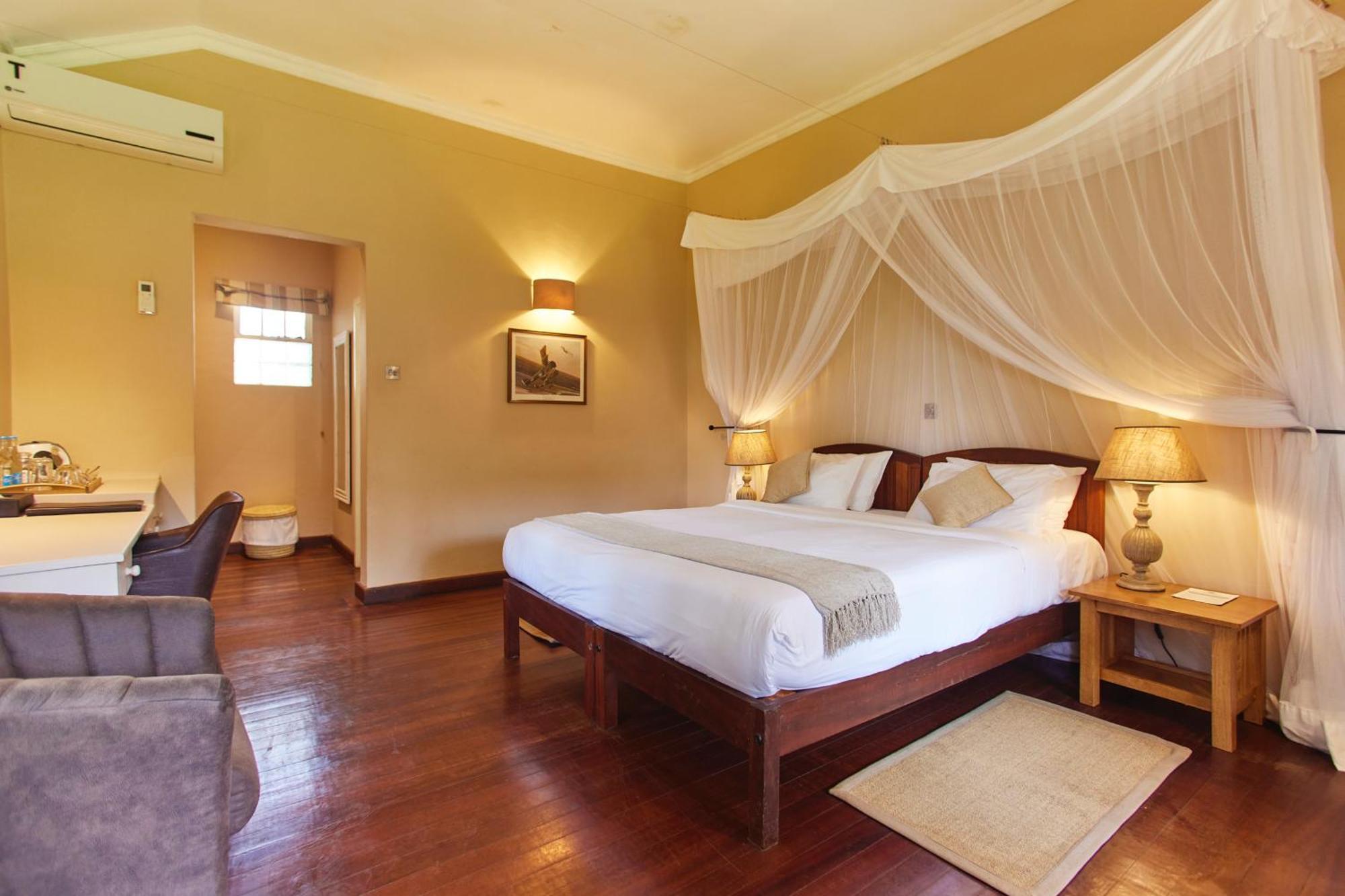 Aero Club Of East Africa Hotel Nairobi Bagian luar foto