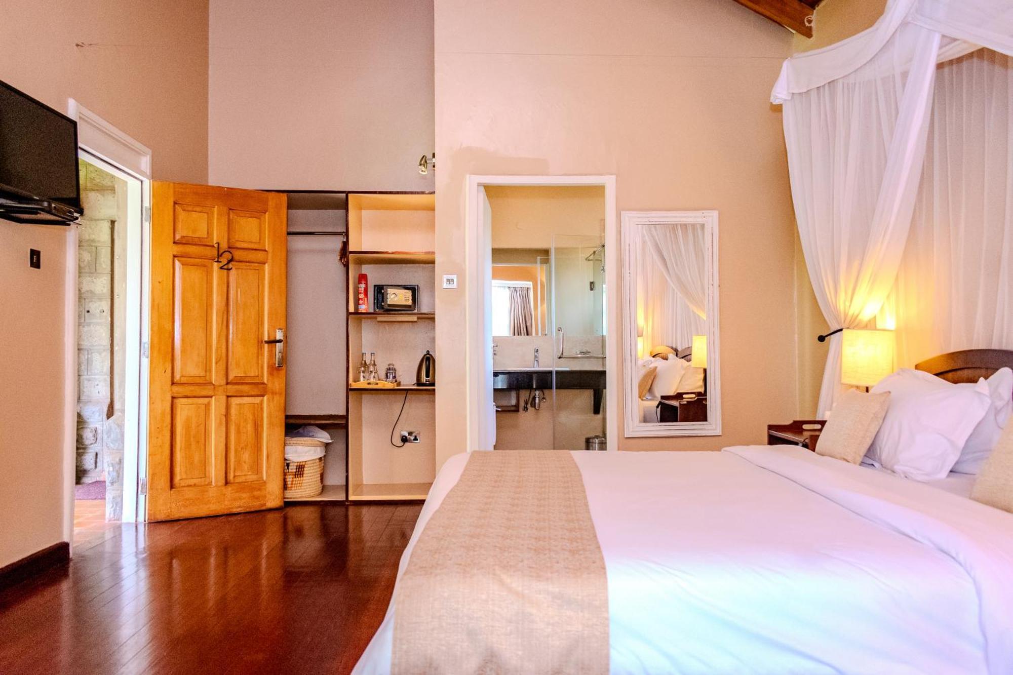 Aero Club Of East Africa Hotel Nairobi Bagian luar foto